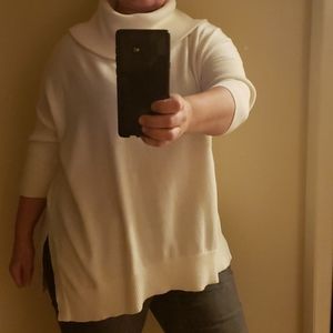 Chico's womens sweater size 2 fits like XL